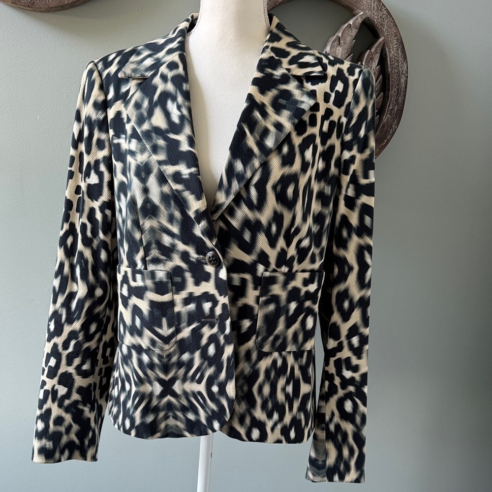 Escada Black and Cream Leopard Print Blazer size 42 or US12